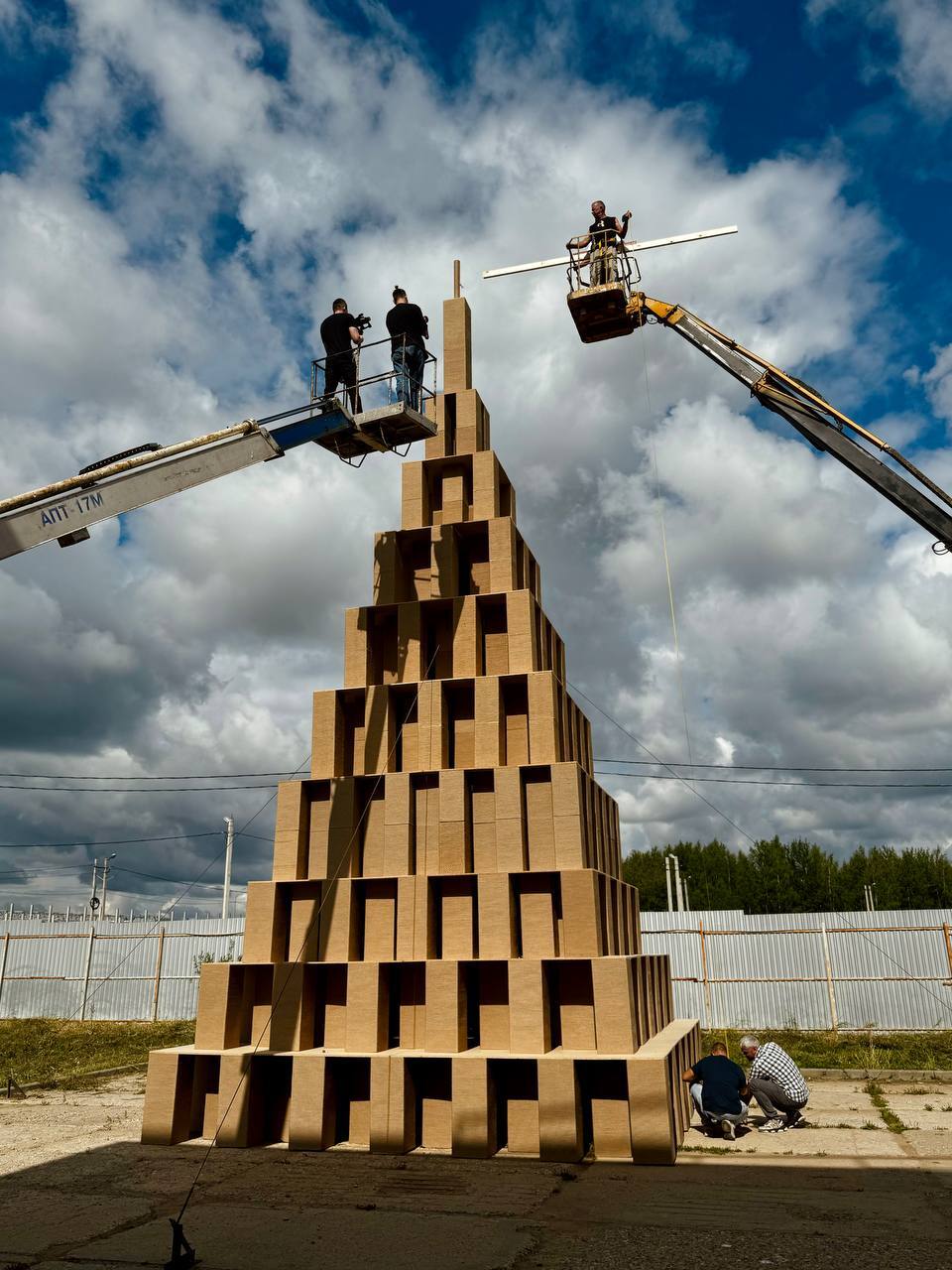 The world's tallest scratching post was built in Russia - Scratching post, World record, cat, Ivanovo, Record, Jute, Longpost