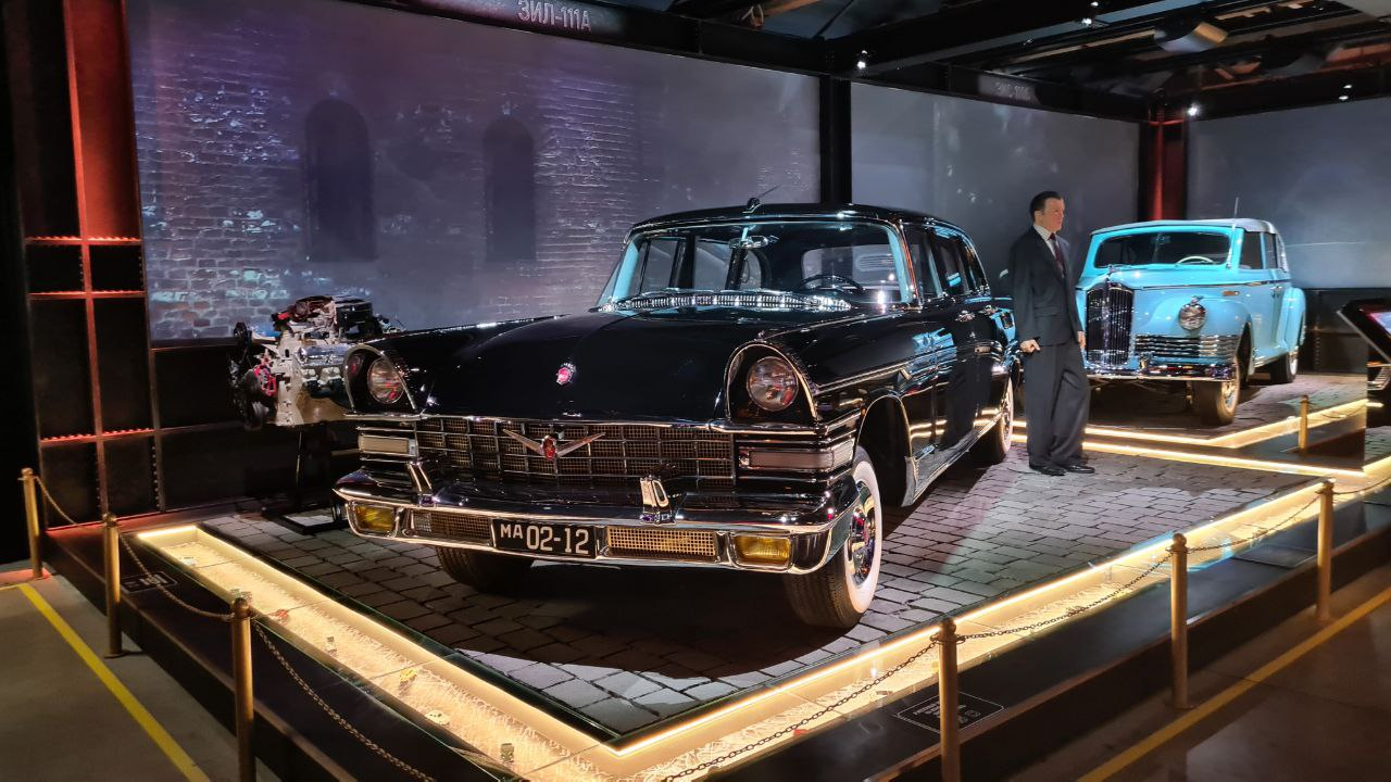 Special Purpose Garage. From Retro to Modern Models: How the Cars of the Top Officials of the State Were Serviced - My, Overview, Want to know everything, Moscow, Museum, Museums in Moscow, Auto, Retro car, Garage, Tuning, Car history, Transport, Mercedes, Zis-110, Zis-151, Engine, VDNKh, Gaz-24 Volga, Victory, Gaz-13 Chaika, Longpost