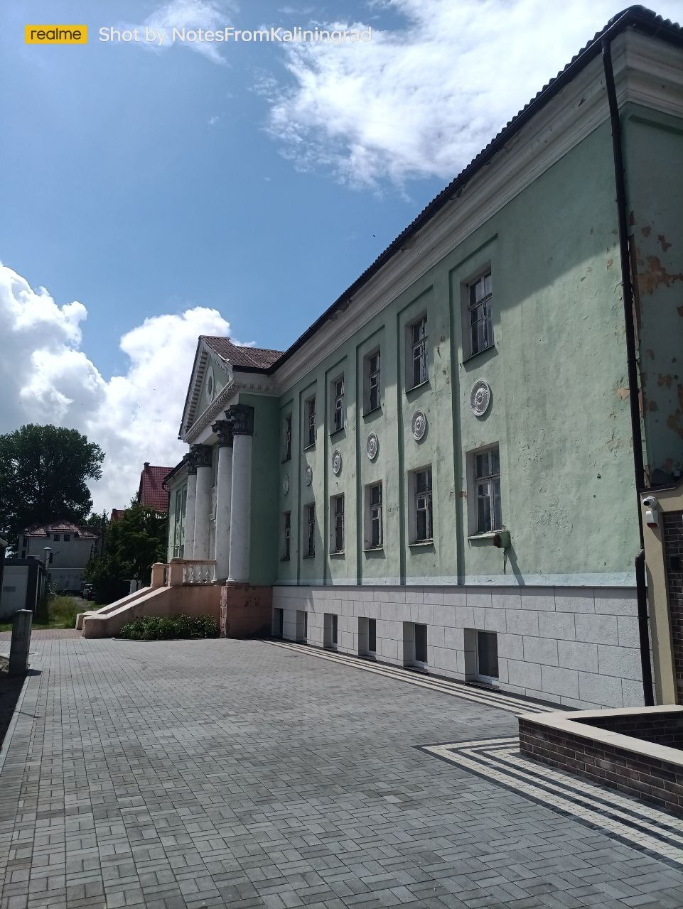 The building of the Valentin Pikul Library - My, Baltiysk, Kaliningrad, Kaliningrad region, City walk, Street photography, The photo, Architecture, Longpost