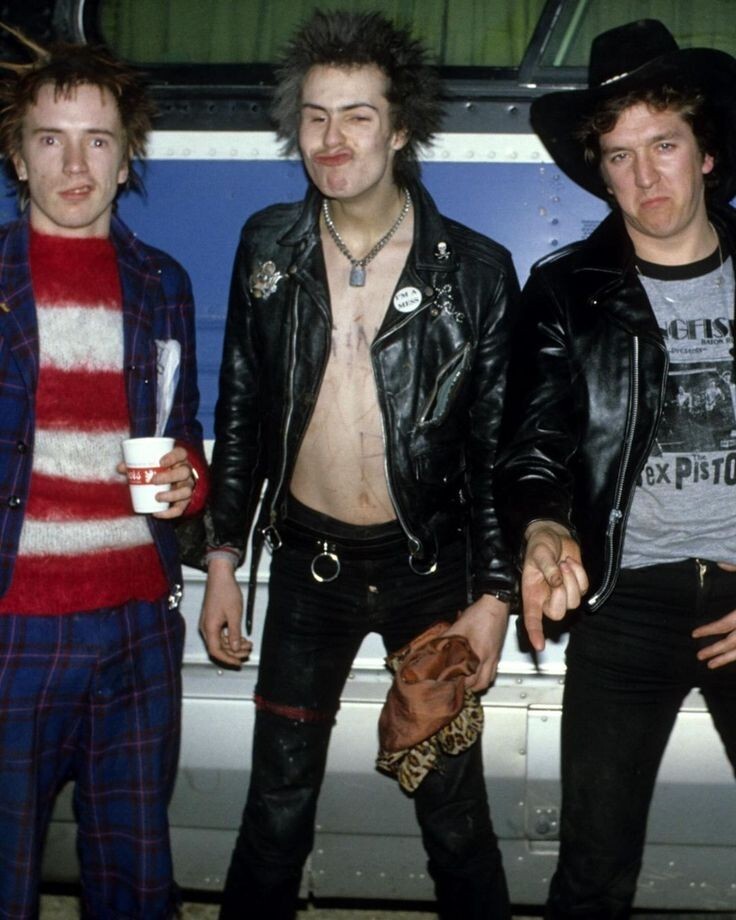 Sex Pistols - My, Sex Pistols, Punk rock, Musicians, Show Business, Video, Longpost, Youtube