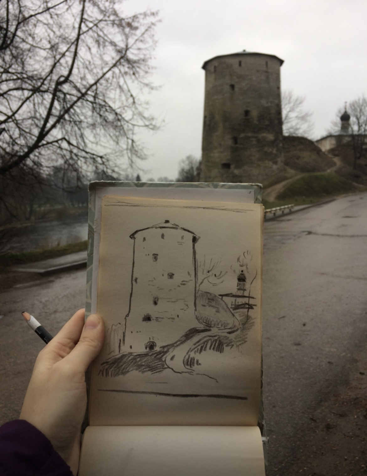 Gremyachaya Tower. Pskov. Pencil sketch - My, Landscape, Author's painting, Artist