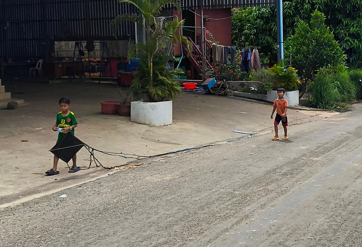 Melanesia Travel Diary. Cambodia. Day 82. Being taken somewhere - My, Life stories, Travels, Drive, Around the world, Informative, Hitch-hiking, Cambodia, Video, Longpost, The photo