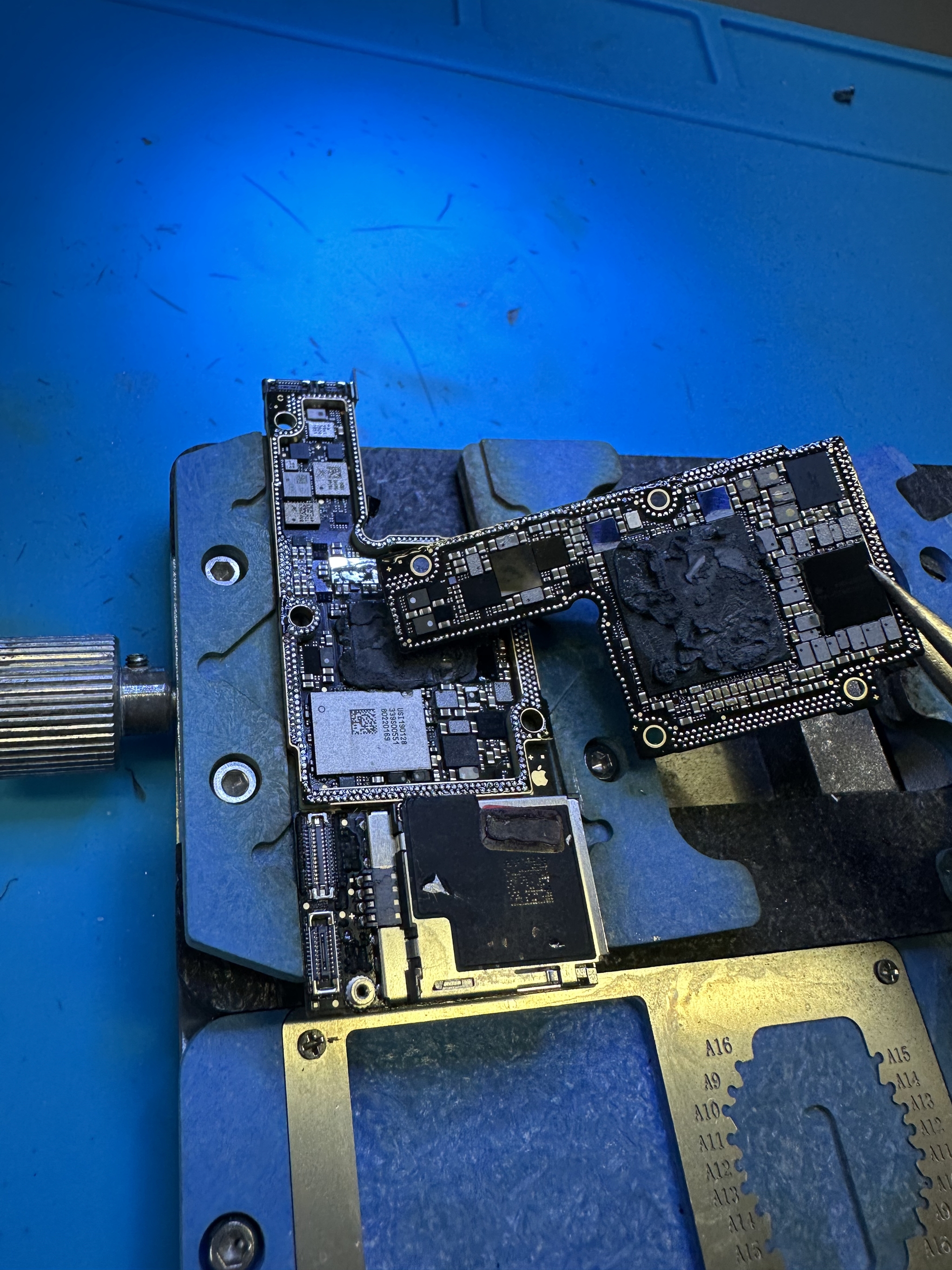 iPhone Xs restoration part1 old but not useless - My, Rebolling, Restoration, Bga, Apple, iPhone XS, Repair of equipment, Longpost