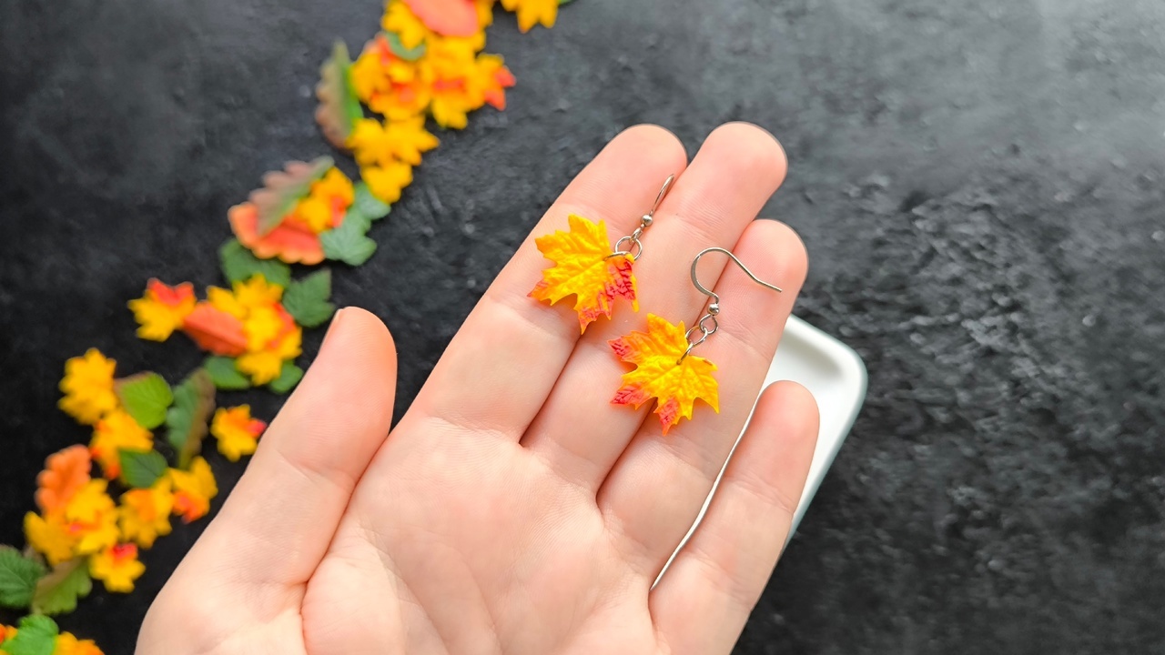 Earrings with maple leaves - My, Needlework without process, Polymer clay, Лепка, Earrings, Longpost