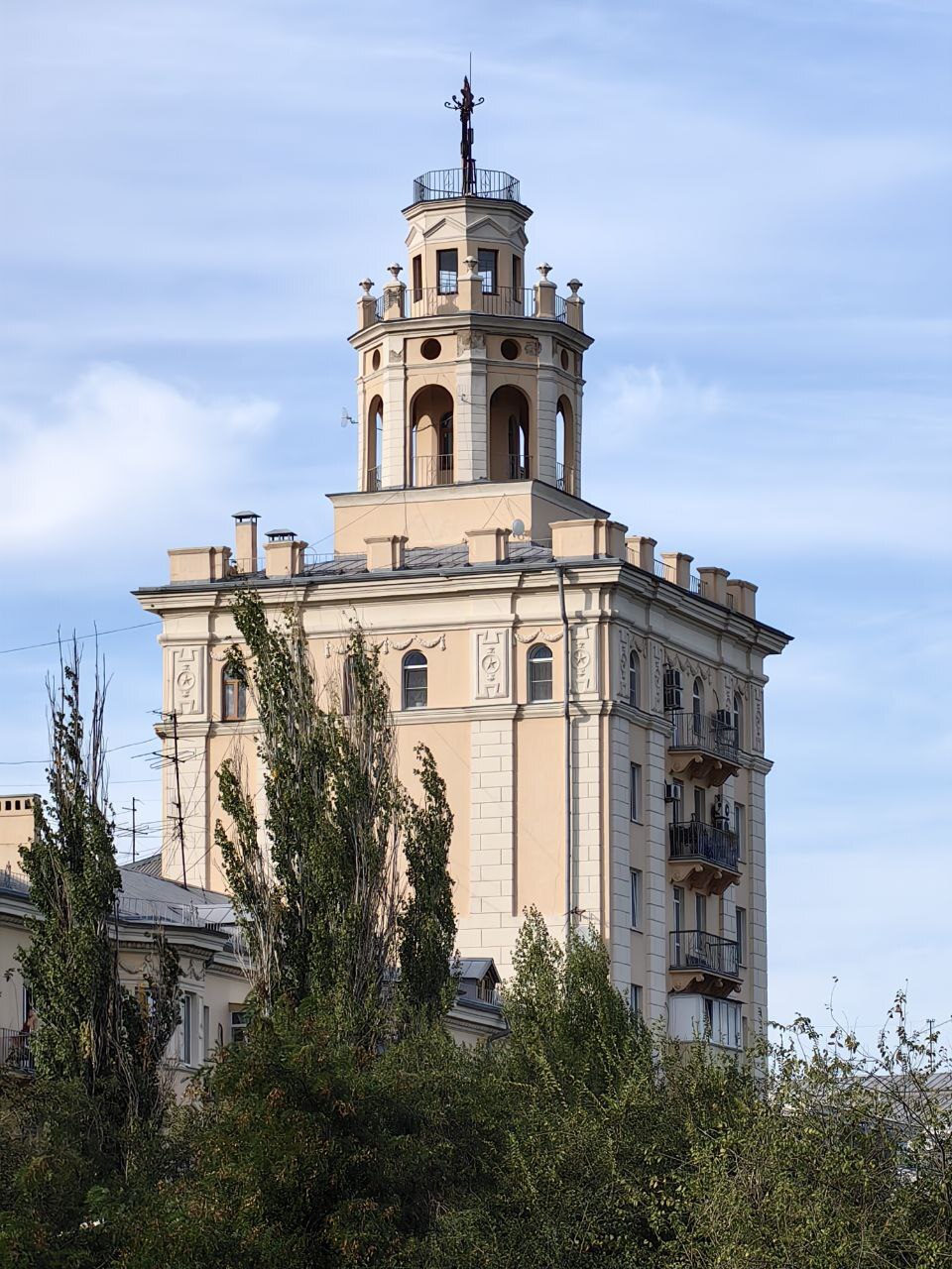 An ordinary district in Volgograd - Volgograd, The photo, Longpost, City walk, Architecture