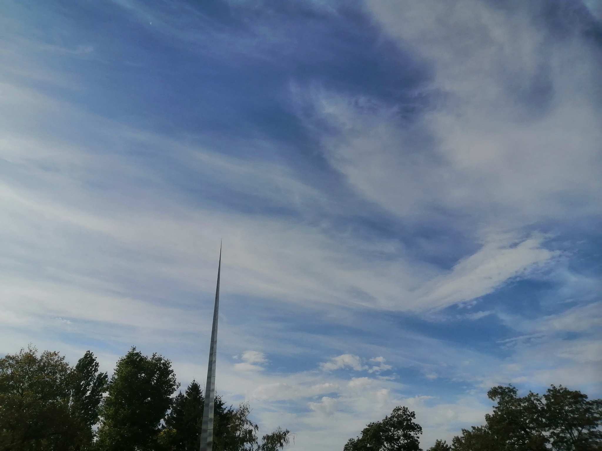 Autumn. September - My, Autumn, September, Sky, Sheet, Autumn leaves, Leaves, Clouds, Apples, Longpost