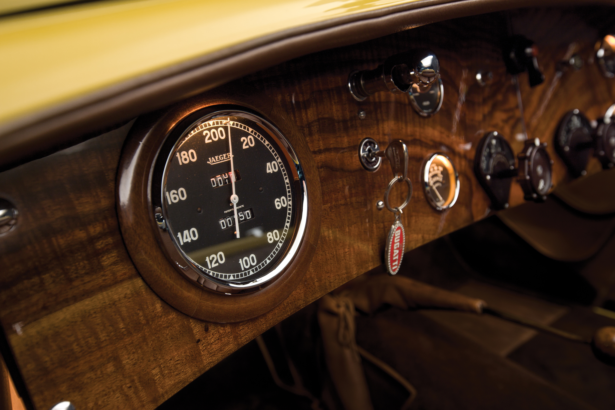 Bugatti Type 57 'Grand Raid' Roadster - Retro car, Car history, Bugatti, 1935, Longpost