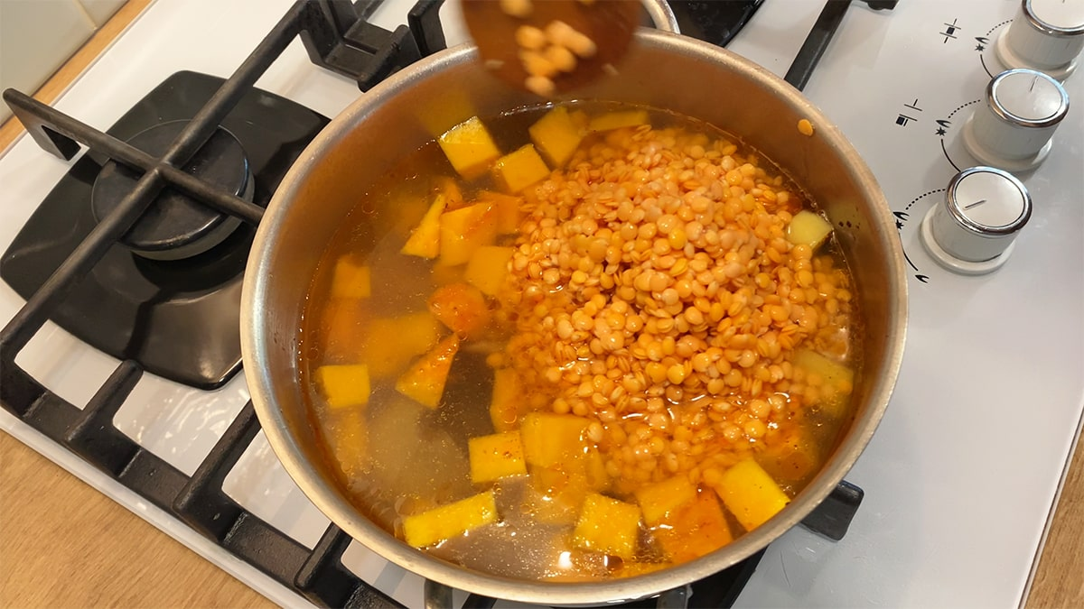 Cooking pumpkin and lentil soup - My, Recipe, Video recipe, Preparation, Soup, Pumpkin, Kitchen, Yummy, Food, Dinner, Longpost