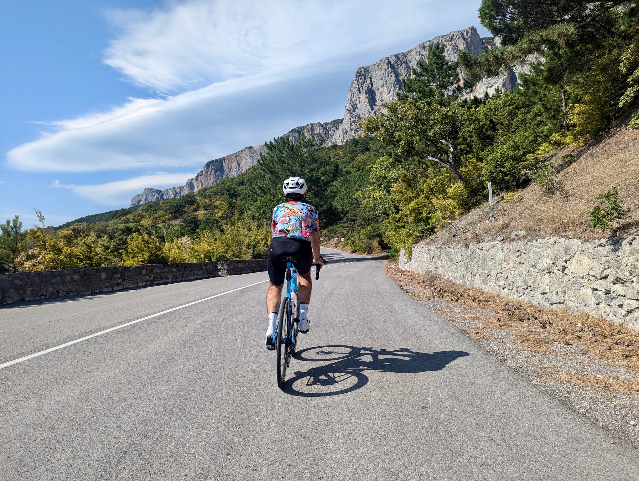 On highways along the South Coast - My, Bike ride, The mountains, Cyclist, Crimea, Longpost, The photo