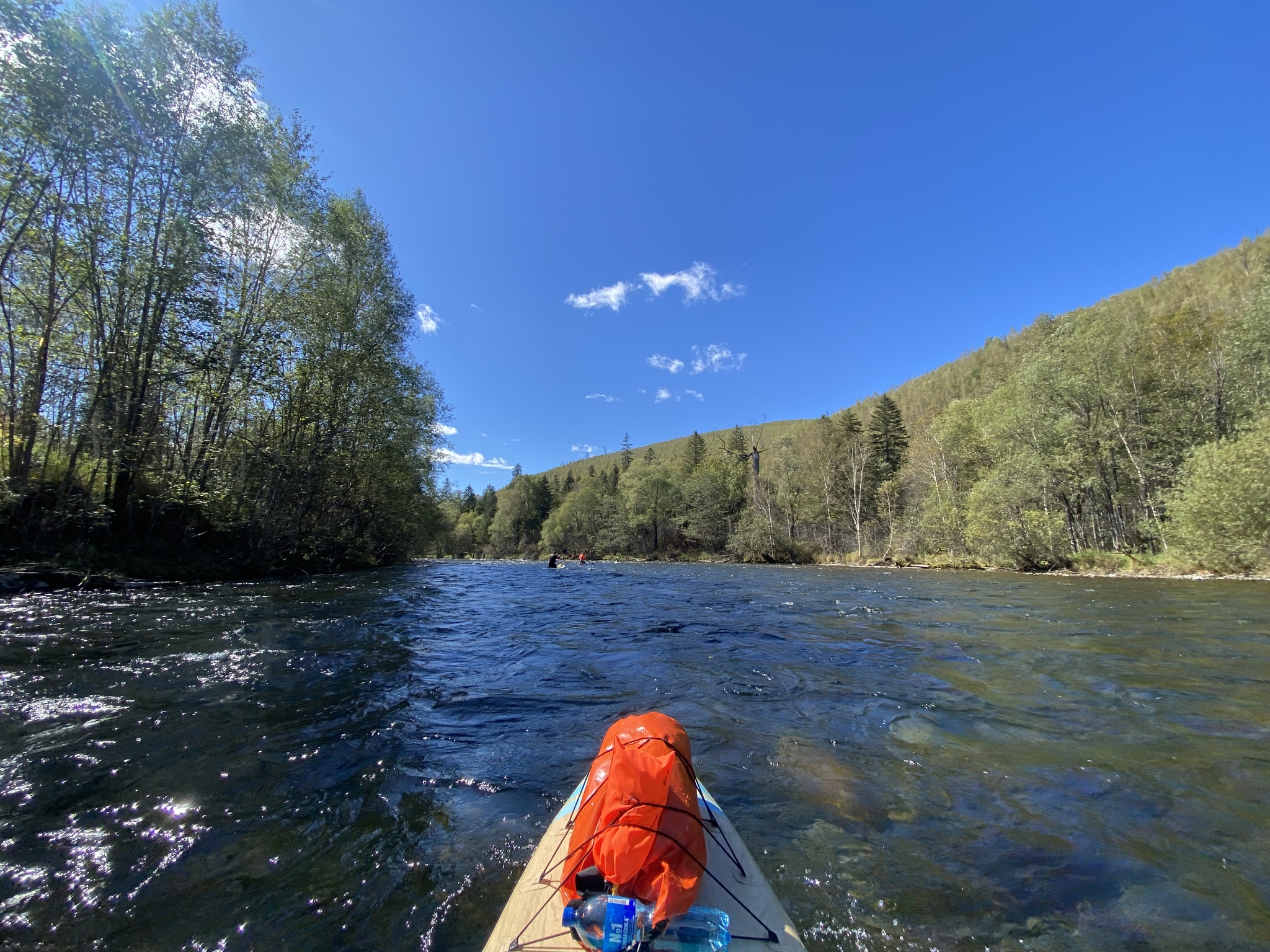 Sapa rafting on mountain rivers with a short climb to the Anyui Pillars (Nadge Rocks) - My, Alloy, River rafting, SUPsurfing, Mountain river, Travels, Travel across Russia, Дальний Восток, Khabarovsk region, Surfboard, Video, Longpost, Climbing, The mountains, Hills, Nature, wildlife, The nature of Russia, Vertical video, Soundless