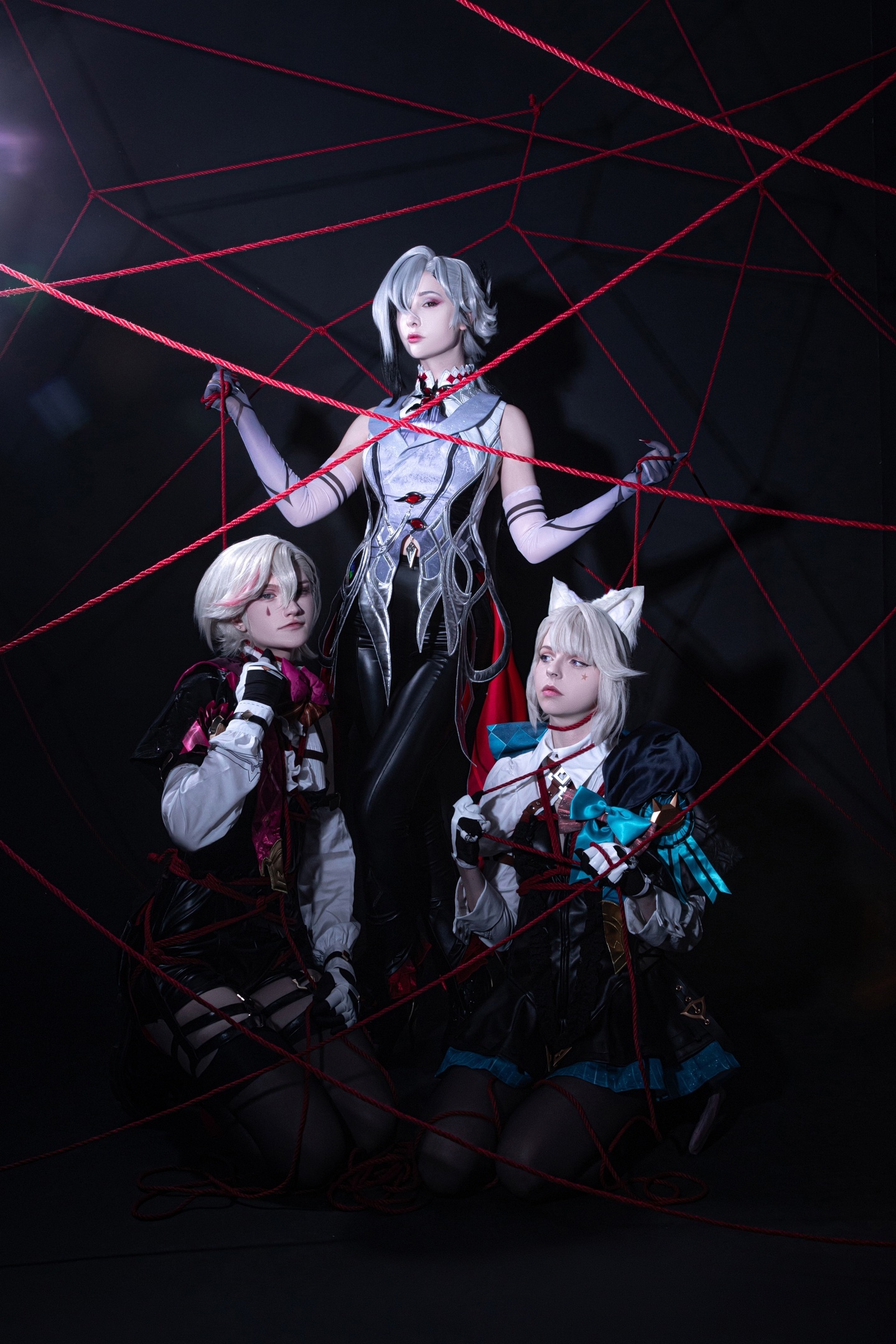 Arlecchino (Genshin Impact), Lynette (Genshin Impact), Lyney (Genshin Impact) - Zefirka Natsuki, Lynettka, Jaeresun - Фотография, Фотосессия, Косплей, Косплееры, Genshin Impact, Arlecchino (Genshin Impact), Lynette (Genshin Impact), Lyney (Genshin Impact), Длиннопост