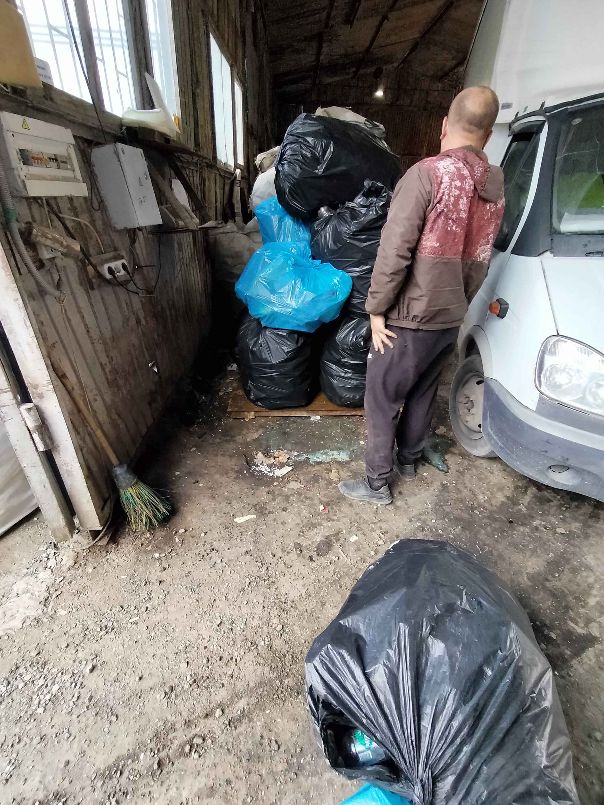 I thought I would get rich today, but... - My, Cleaning, Garbage, Chistoman, Chelyabinsk, Recyclable materials, PET, Separate garbage collection, Longpost