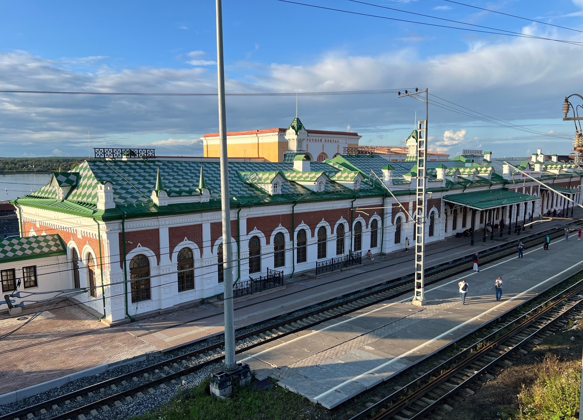 Пермь: непропитый глобус нереальных пацанов - Моё, Путешествия, Туристы, Туризм, Пермь, Урал, Пермский край, Поездка, Отпуск, Лето, Путешествие по России, Длиннопост