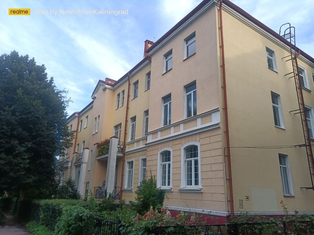 Residential building from the late 1920s - My, Kaliningrad, Kaliningrad region, City walk, Street photography, The photo, Architecture