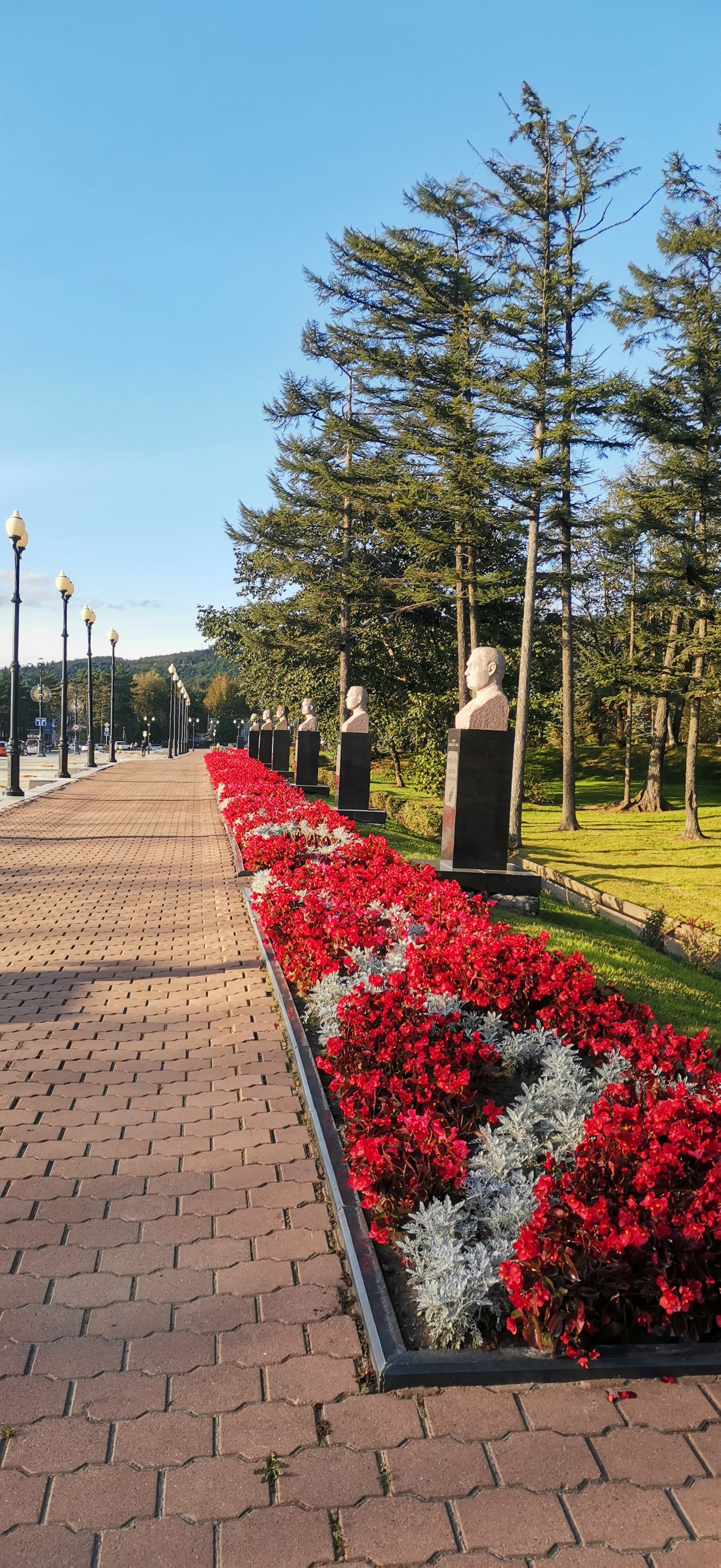 Yuzhno-Sakhalinsk. Part 7 - My, Yuzhno-Sakhalinsk, Gagarin Park, Longpost