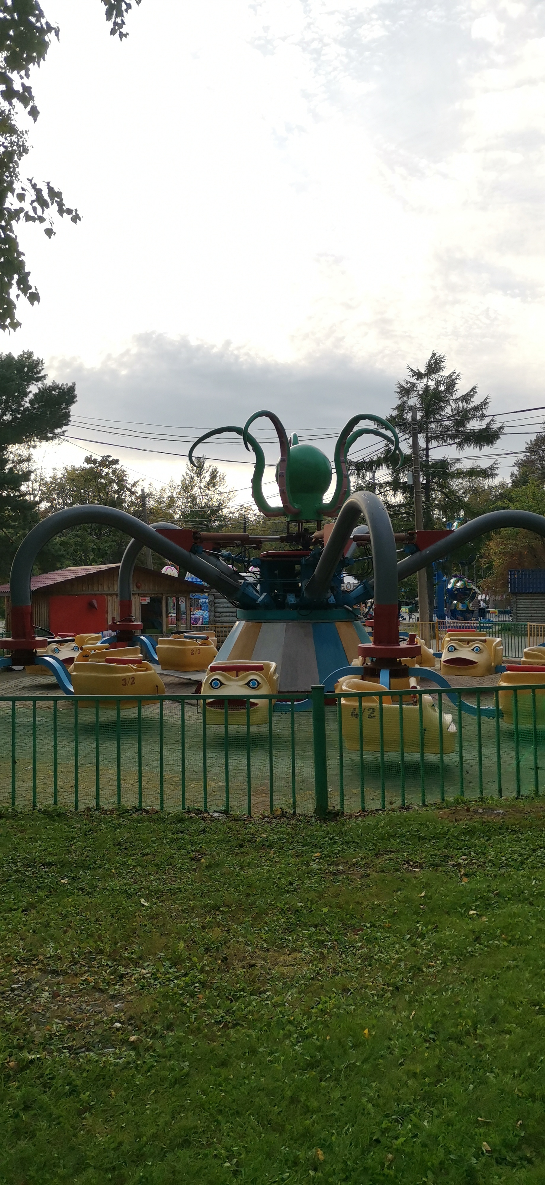 Yuzhno-Sakhalinsk. Part 7 - My, Yuzhno-Sakhalinsk, Gagarin Park, Longpost