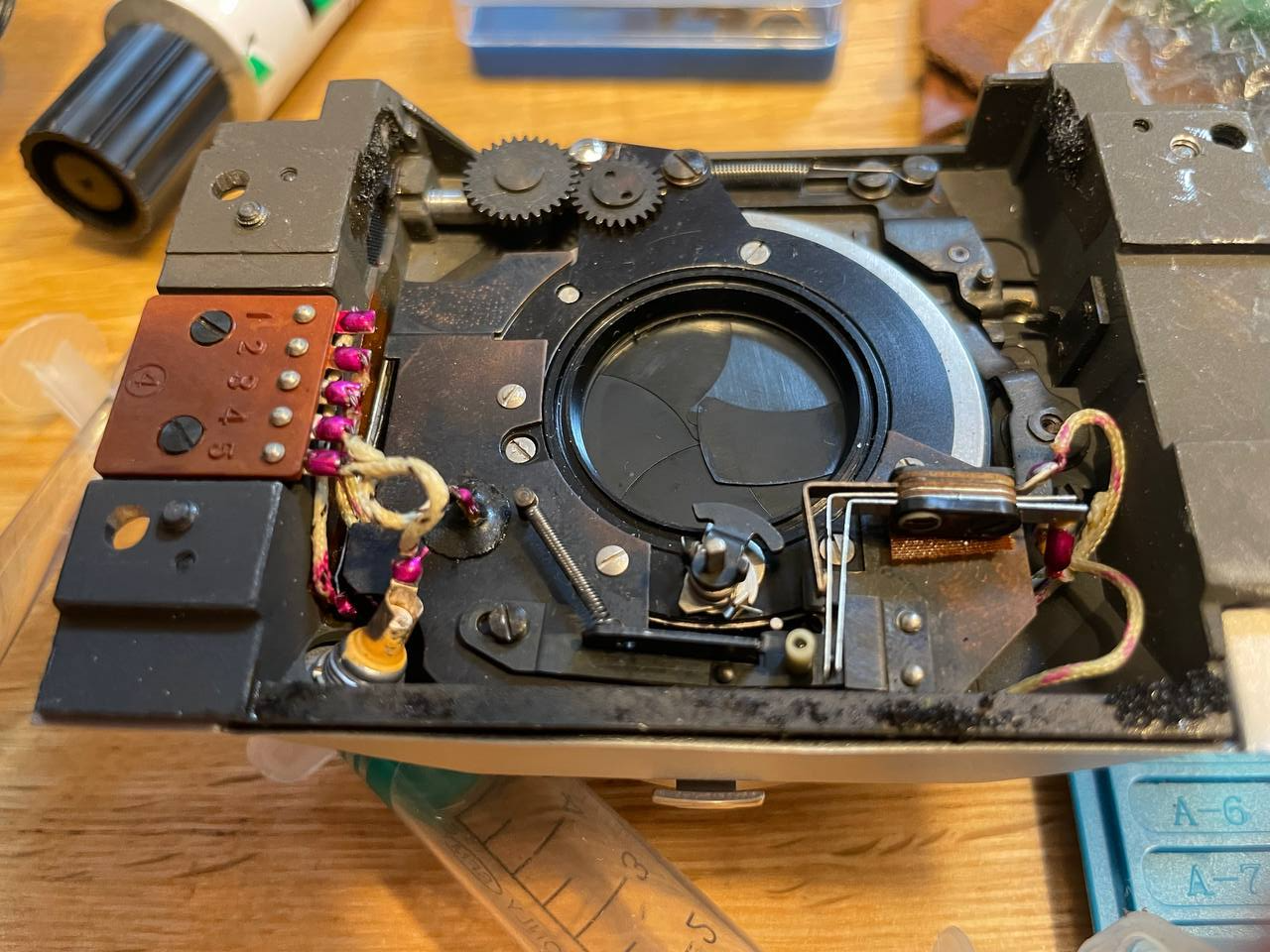 Zenit 5 under repair - My, Repair of equipment, With your own hands, Repair, Camera, Film cameras, Zenith, Video, Vertical video, Longpost