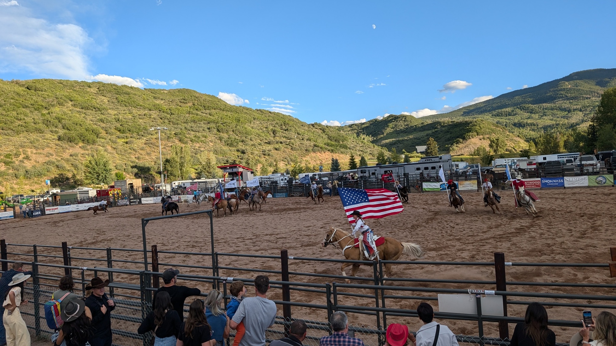 How I Went to the Rodeo 2: Bean Gravy, Patriotism, and Tax Optimization - My, USA, Rodeo, Colorado, Aspen, Cowboys, Living abroad, Travels, Video, Youtube, Longpost