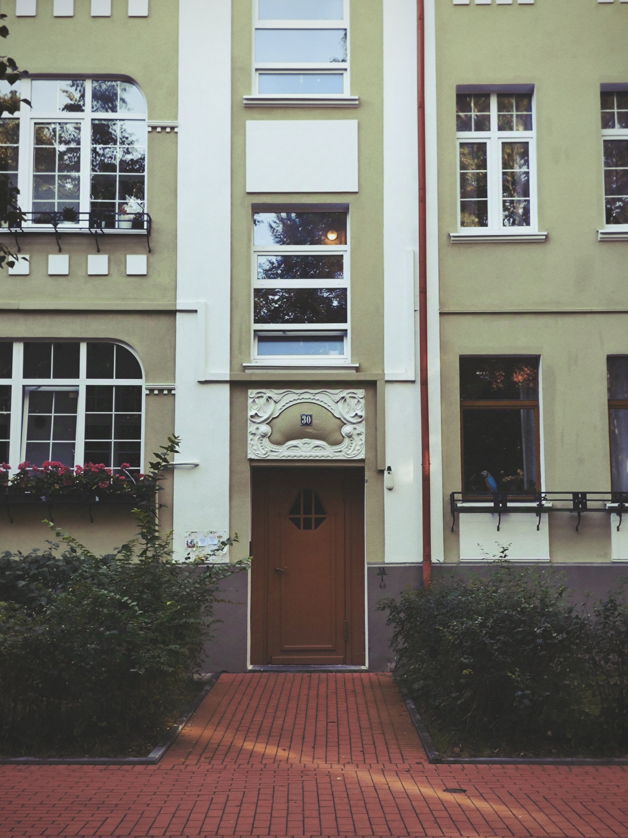 One city and many doors - My, Amalienau, Kaliningrad, Architecture, City walk, sights, Local history, Building, Aesthetics, Cities of Russia, Longpost