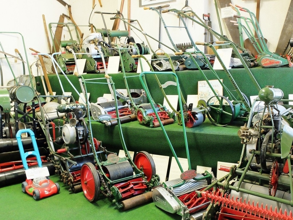 British Lawnmower Museum - My, Car history, Scientists, Want to know everything, Retro car, The science, Nauchpop, Civilization, Inventions, Engine, Tuning, Longpost