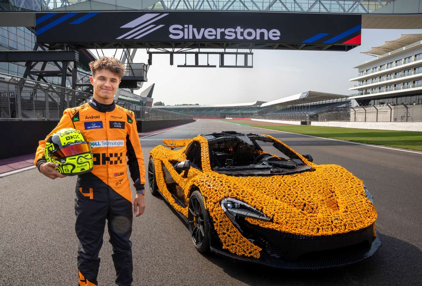 Lando Norris Laps Full-Size LEGO Technic McLaren P1 - Collecting, Modeling, Collection, Engine, Lego, Lego technic, Formula 1, Constructor, Scale model, Video, Youtube, Longpost, news, Assembly