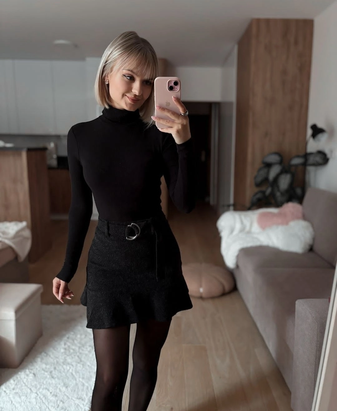 Selfie - Girls, Legs, Blonde, Selfie, The photo