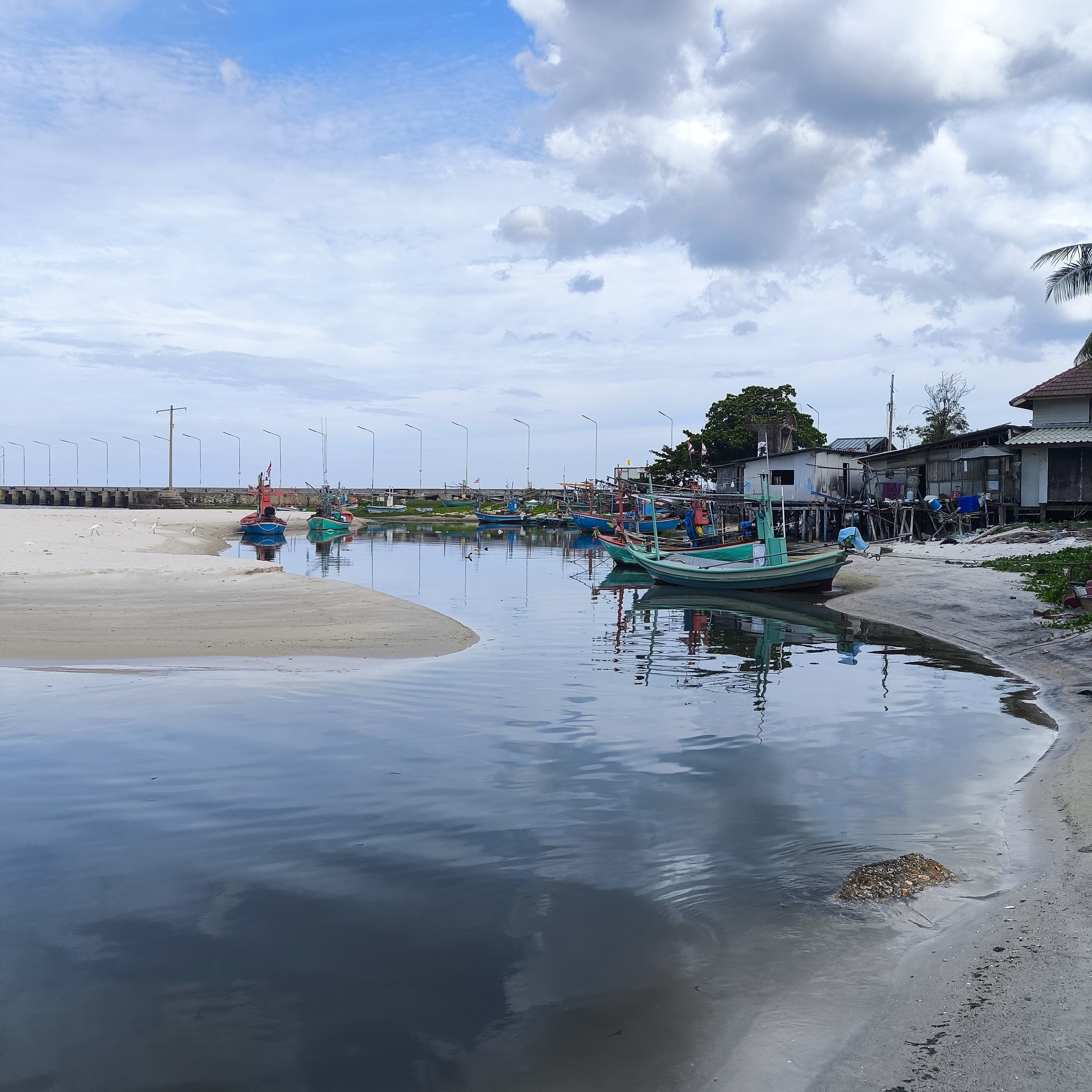 Melanesia Travel Diary. Thailand. Day 95. Family of Restaurateurs - My, Drive, Travels, Around the world, Thailand, Hitch-hiking, Informative, People, Life stories, Country, Fishing, Video, Vertical video, Longpost