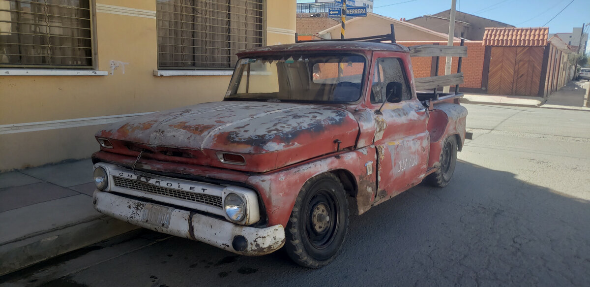 How I Fought 4 Bolivians in Oruro, Bolivia. And How It All Ended - My, Negative, Bike trip, Solo travel, A bike, Travels, South America, Bolivia, The mountains, Andes, Bike ride, Cyclist, Fight, Police, Extreme, Road, Town, Longpost, The photo