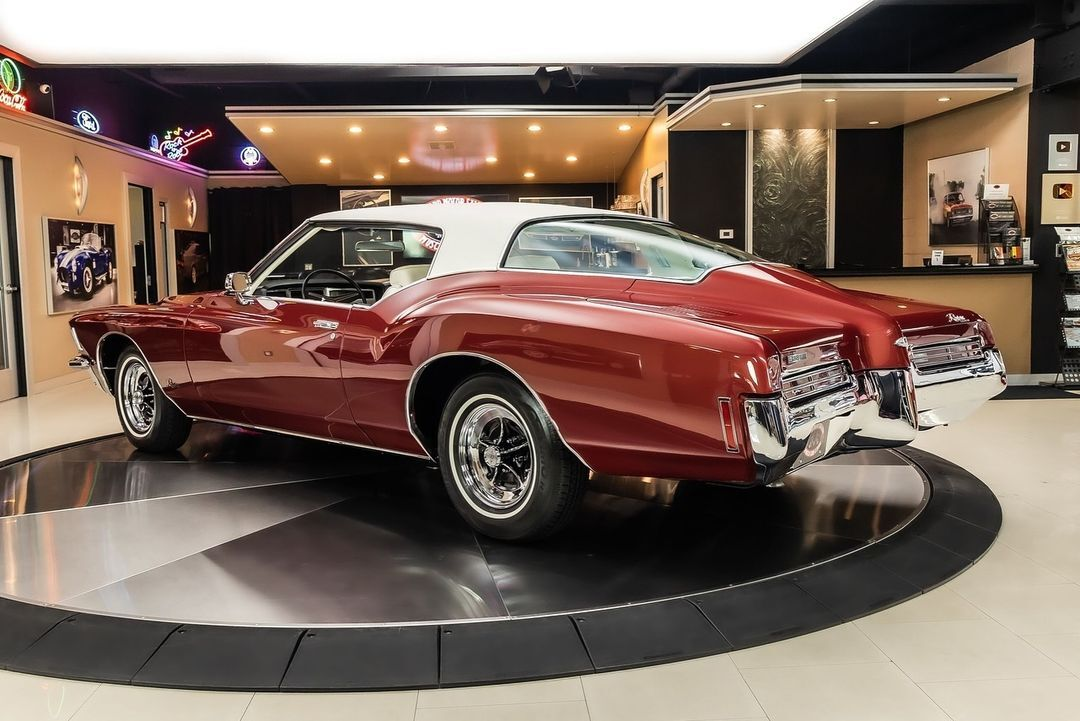 Restored 1971 Buick Riviera - Restoration, Retro car, Video, Soundless, Vertical video, Longpost