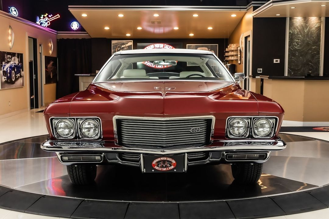 Restored 1971 Buick Riviera - Restoration, Retro car, Video, Soundless, Vertical video, Longpost