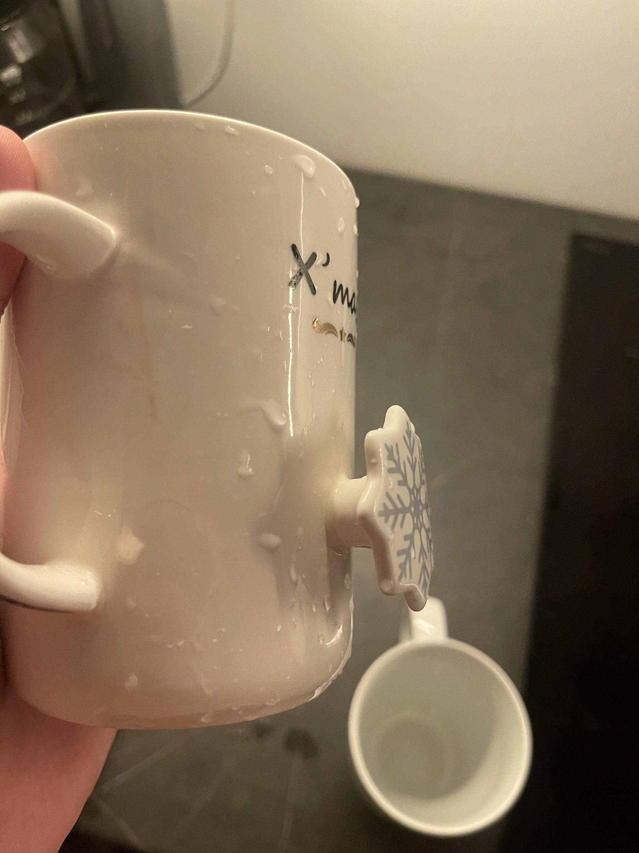 Can someone tell me what this thing on the mug is really for? My hand doesn't fit in it) - My, For what?, What's this?, Longpost, Кружки