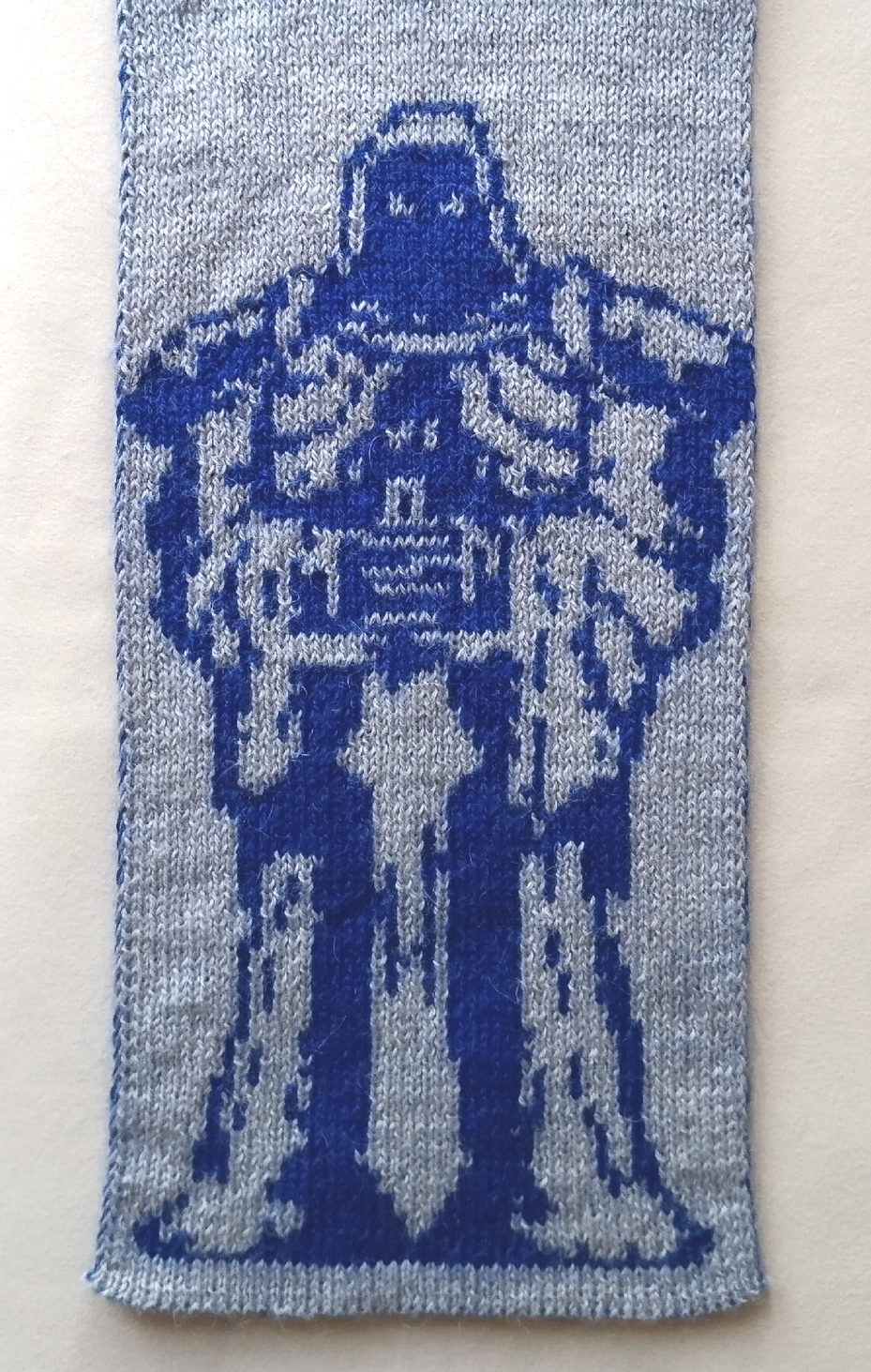 Frosty theme of a warming scarf - My, Knitting, Needlework with process, With your own hands, Needlework, Arthas Menethil, Ice Sorrow, World of warcraft, Jacquard, Scarf, Video, Video VK, Longpost