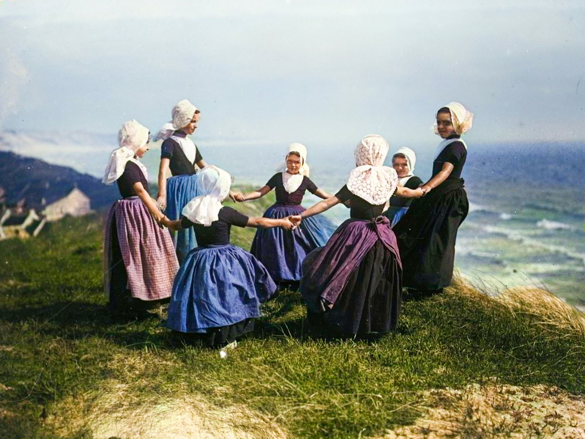 Unique historical footage from the life of European countries that will take you back to the past. 20 colorized photographs from the late 19th - early 20th centuries - My, Old photo, Historical photo, The photo, Colorization, France, Great Britain, Norway, Netherlands (Holland), Portugal, 19th century, 20th century, Longpost