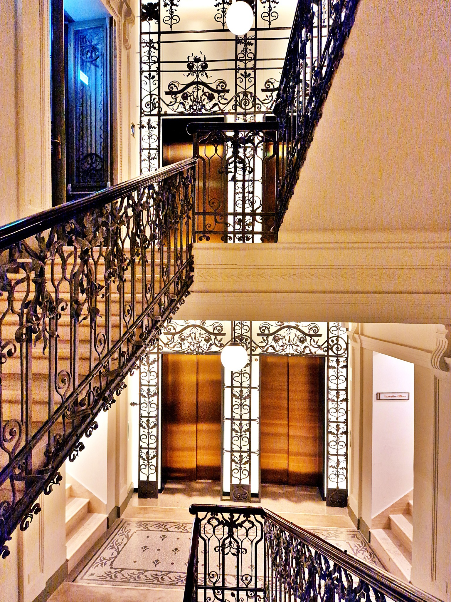 Fragments of the Past. Courtyards of Budapest - My, Budapest, Architecture, History, Longpost, The photo