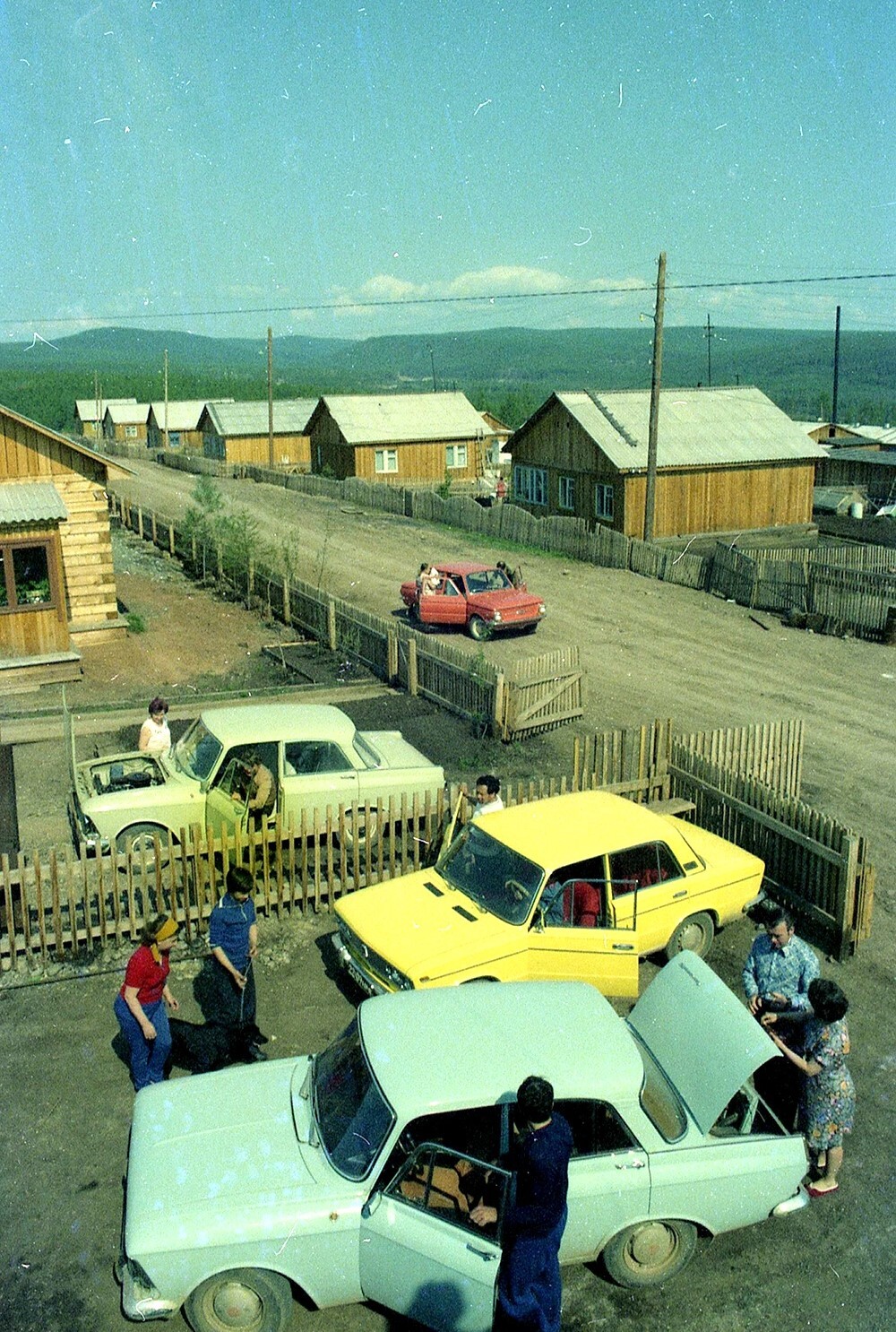 Do you hear time humming: BAM - the USSR, История России, Made in USSR, Bam, Childhood in the USSR, 70th, New building, Black and white photo, Housewarming, Taiga, Railway, Old photo, Film, 80-е, Siberia, Historical photo, Telegram (link), Longpost