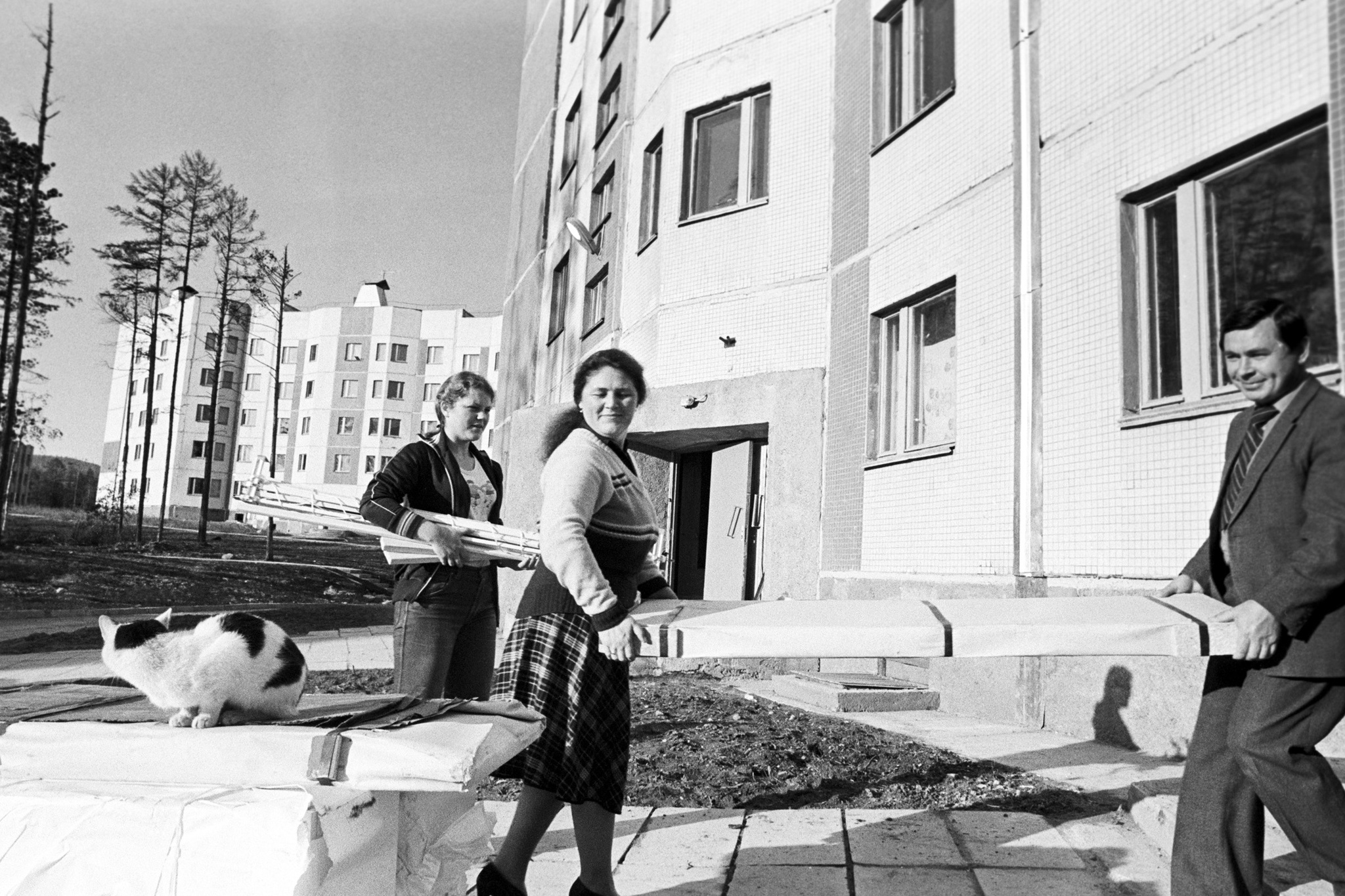 Do you hear time humming: BAM - the USSR, История России, Made in USSR, Bam, Childhood in the USSR, 70th, New building, Black and white photo, Housewarming, Taiga, Railway, Old photo, Film, 80-е, Siberia, Historical photo, Telegram (link), Longpost