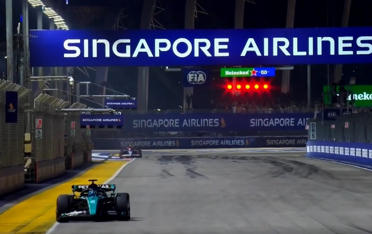 Norris's benefit under Verstappen's watch, Australian veteran's farewell laps. Singapore GP review - Formula 1, Race, Автоспорт, World championship, Southeast Asia, Singapore, Lando Norris, Victory, Mclaren, Max Verstappen, Mercedes, Ferrari, Red bull, Oscar Piastri, Lewis Hamilton, George Russell, Charles Leclerc, Daniel Ricciardo, Yandex Zen (link), VKontakte (link), Longpost