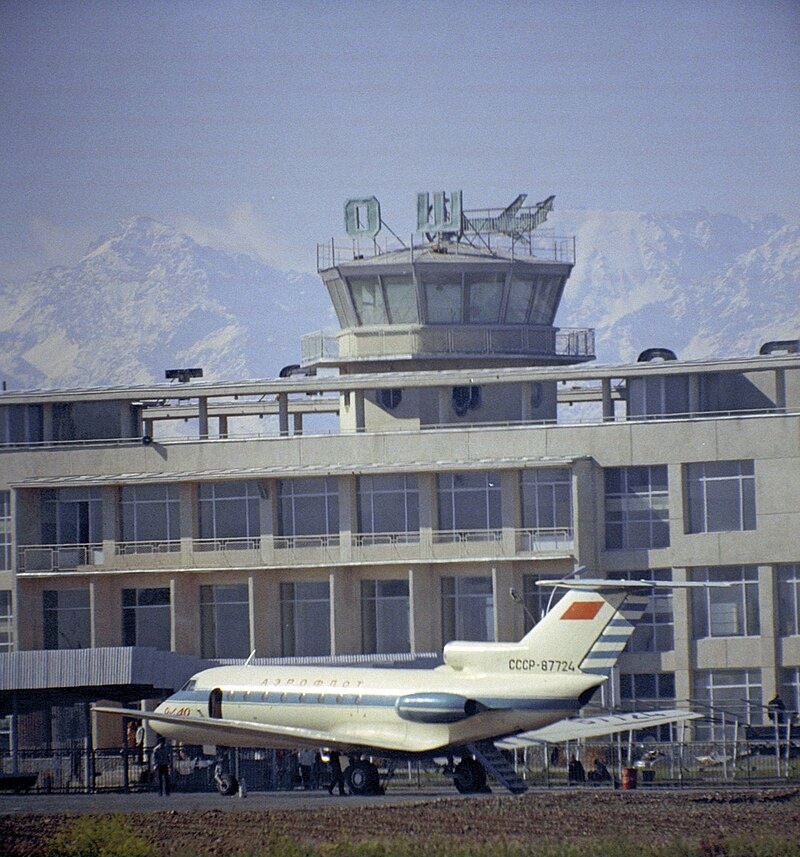 Total violation of rules. Yak-40 crash in Berdyansk - My, Aviation, Airplane, Flight, The airport, Pilot, Berdyansk, civil Aviation, the USSR, Incident, Catastrophe, Plane crash, Longpost