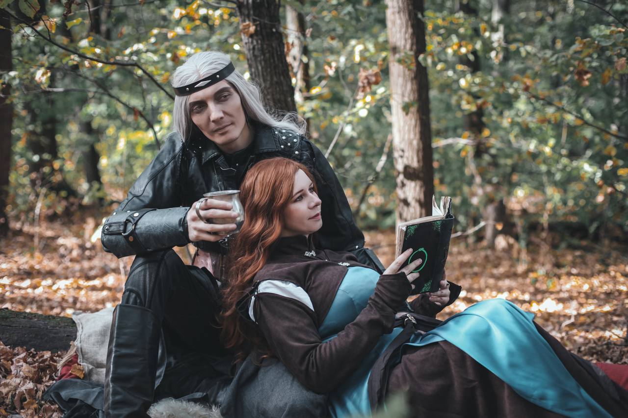 Geralt and Triss (book version) - My, Cosplay, Witcher, The photo, Cosplayers, Andrzej Sapkowski, Longpost, Triss Merigold, Geralt of Rivia