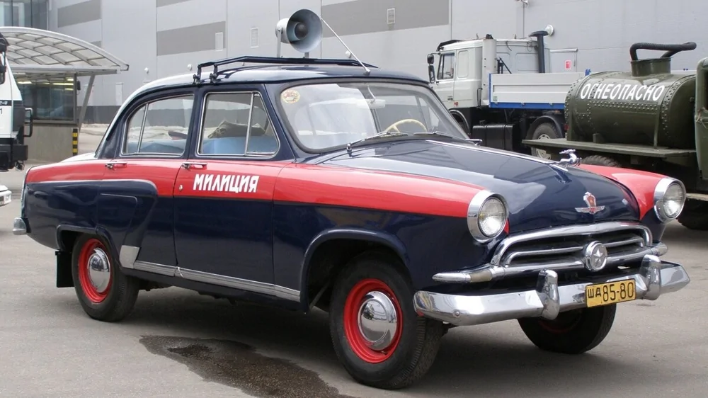 Why did police cars in the USSR have such colors?! - Militia, Car, Color, the USSR, Fishkinet, Longpost