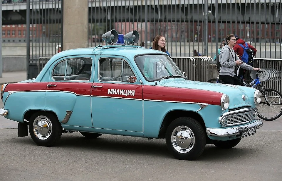 Why did police cars in the USSR have such colors?! - Militia, Car, Color, the USSR, Fishkinet, Longpost