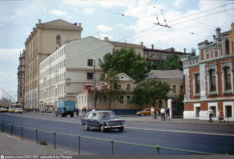 Какой была Москва в 1975 году? - Москва, Старое фото, 1975, Пленка, СССР, Яндекс Дзен, Яндекс Дзен (ссылка), Длиннопост