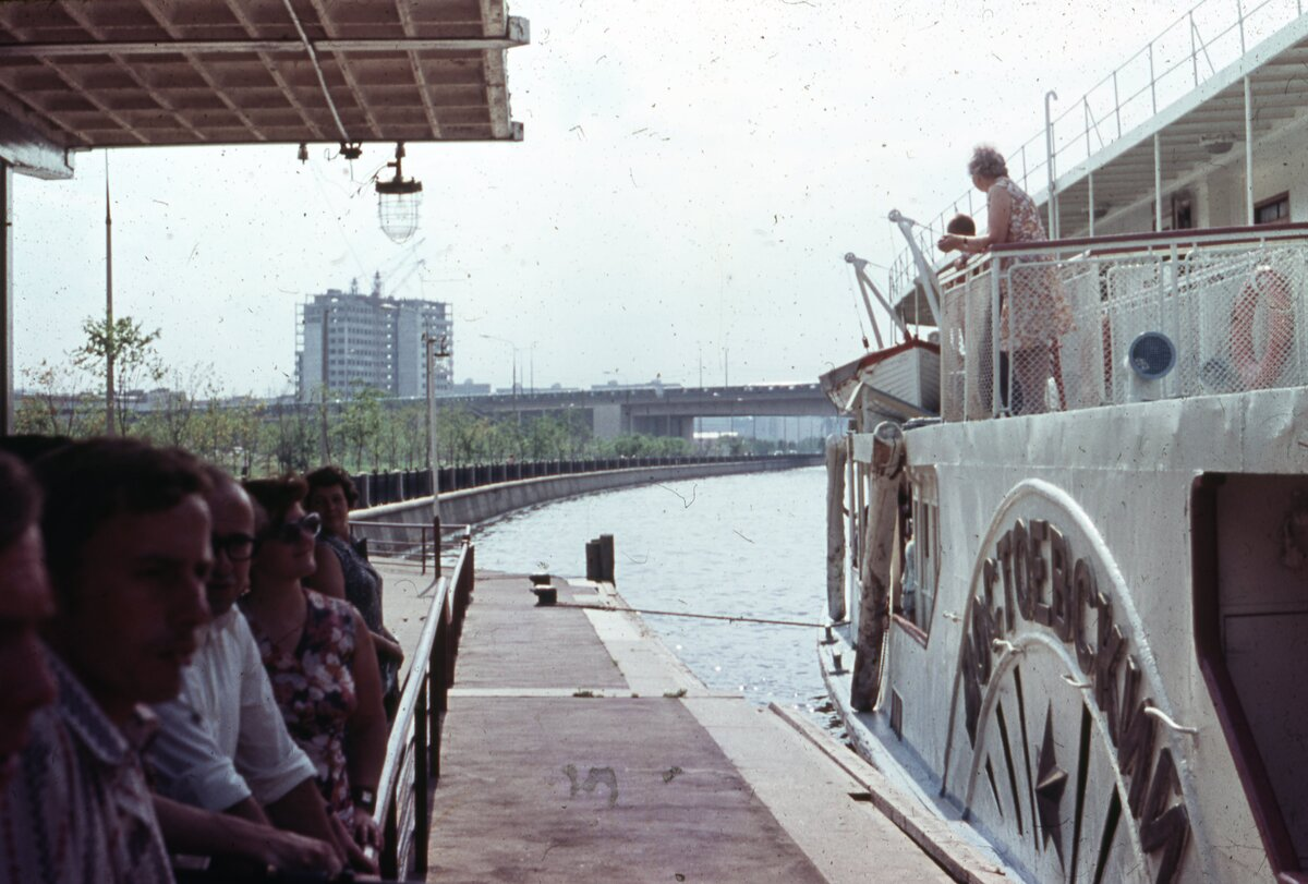 Какой была Москва в 1975 году? - Москва, Старое фото, 1975, Пленка, СССР, Яндекс Дзен, Яндекс Дзен (ссылка), Длиннопост