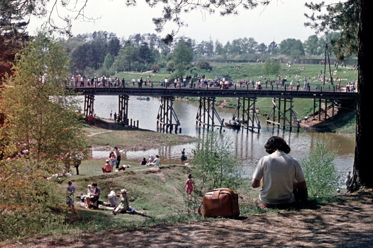 Walking around Moscow in 1976 - Moscow, Old photo, 1976, Film, the USSR, Yandex Zen, Yandex Zen (link), Longpost