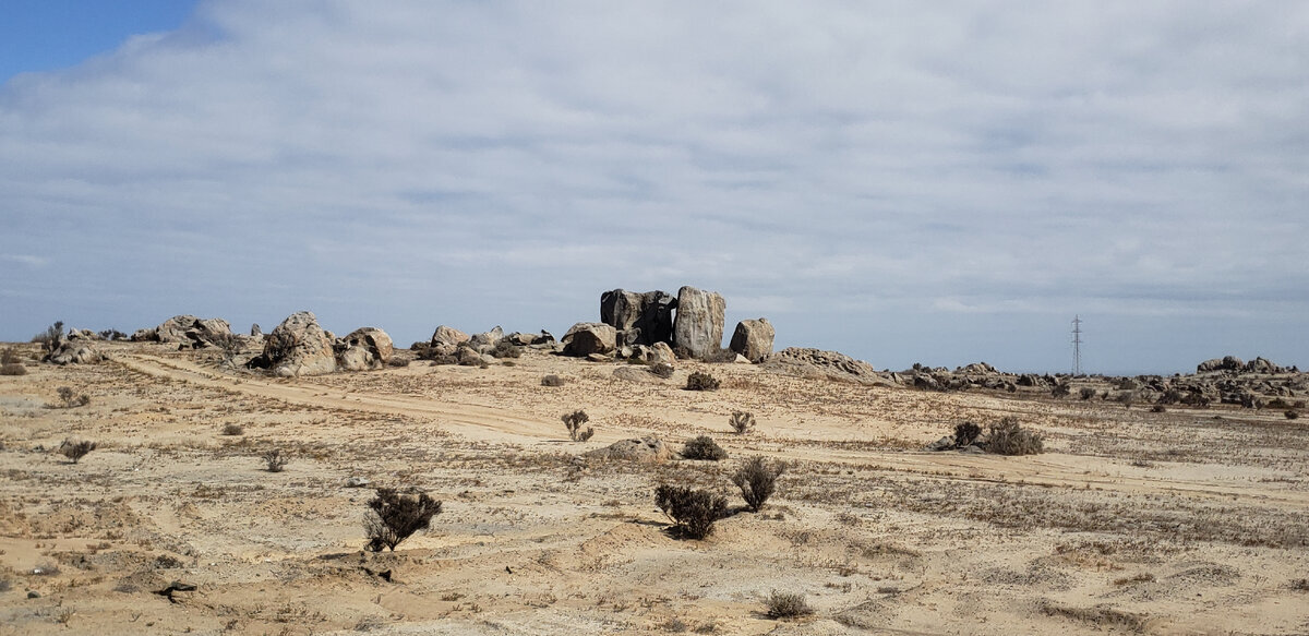 Spent the night on the doorstep of a house overlooking the ocean - My, Bike trip, Solo travel, A bike, Travels, Hike, South America, Bike ride, Andes, Cyclist, Atacama Desert, Desert, Road, The rocks, The mountains, Ocean, Pacific Ocean, Kindness, Hospitality, Hospitality, Longpost