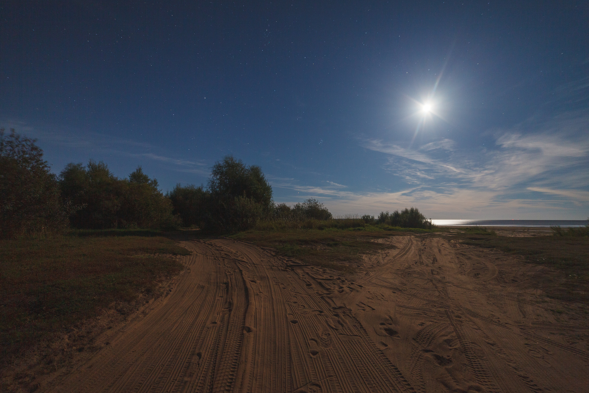 Moonlight - My, The photo, Landscape, Autumn, moon, Shadow, Night, Nature, Clouds