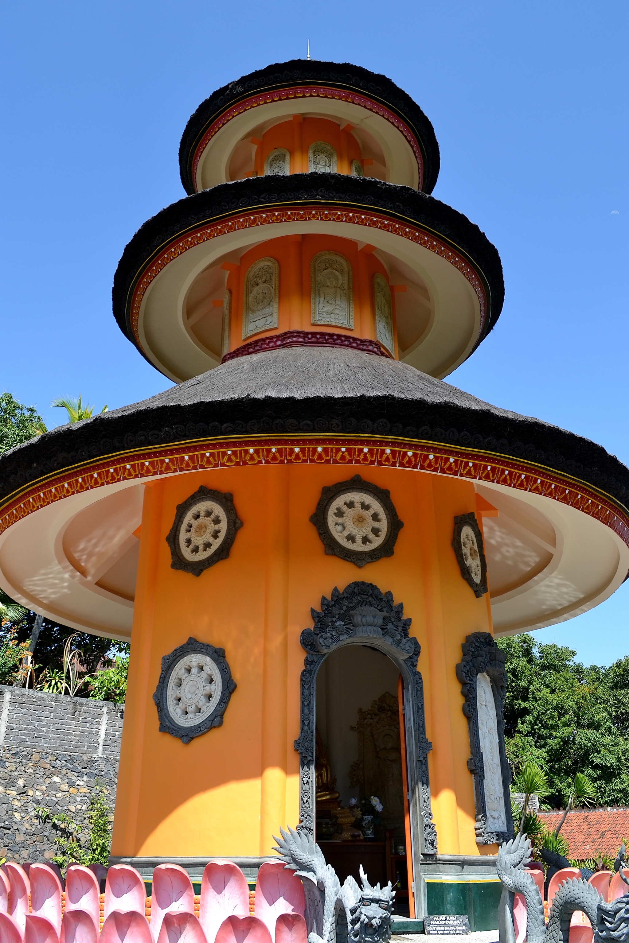 Brahma Vihara Amara Temple. Indonesia, Bali - My, Travels, Town, Asia, The photo, Buddhism, Buddha, Religion, Architecture, Nature, Longpost, Indonesia, Bali, Island, Temple