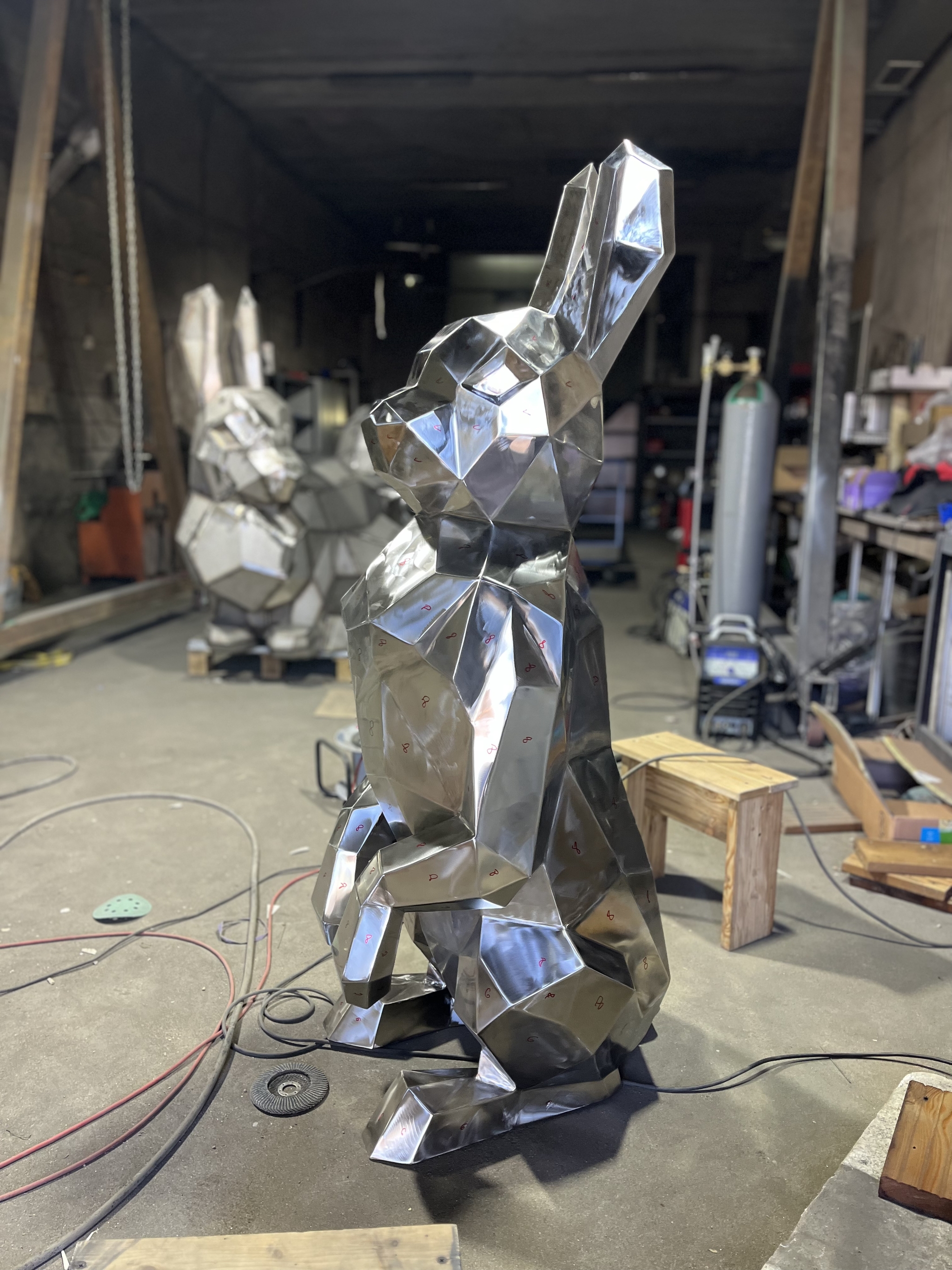 Stainless steel rabbits - My, Hare, Low poly, Art, Sculpture, Argon, Stainless steel, Video, Vertical video, Longpost