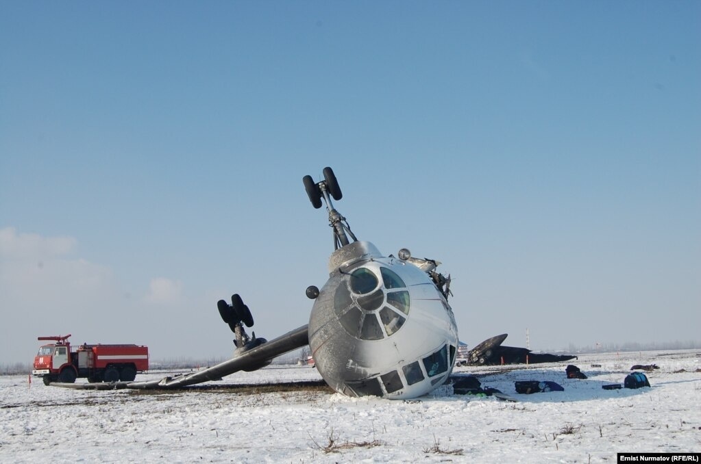 Предновогоднее чудо Авария Ту-134 в Кыргызстане - Моё, Самолет, Полет, Авиация, Аэропорт, Происшествие, Кыргызстан, Гражданская авиация, Пилот, Авария, Длиннопост, Негатив