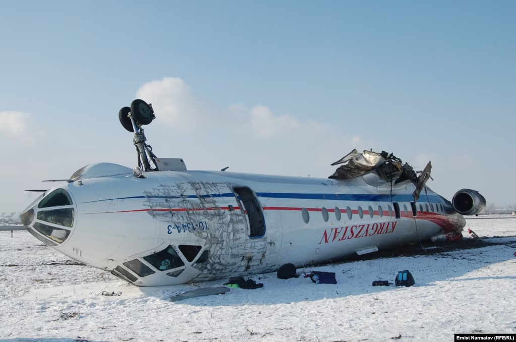 Предновогоднее чудо Авария Ту-134 в Кыргызстане - Моё, Самолет, Полет, Авиация, Аэропорт, Происшествие, Кыргызстан, Гражданская авиация, Пилот, Авария, Длиннопост, Негатив